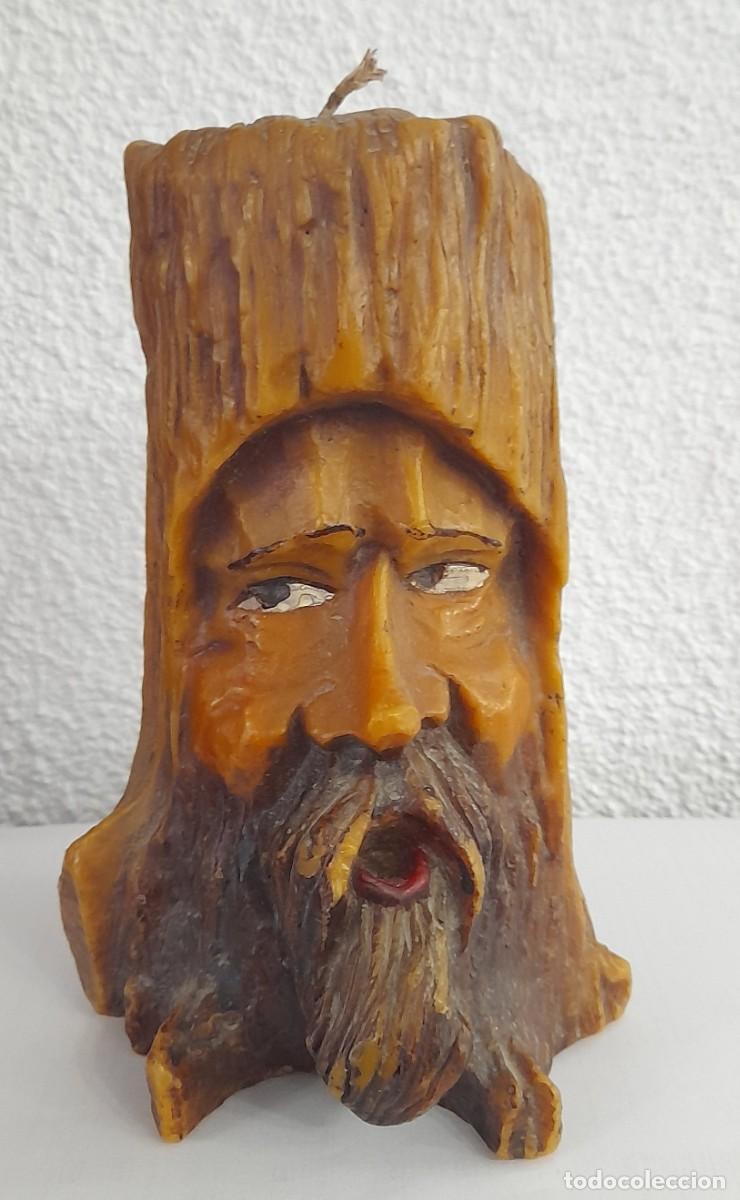 Segunda mano: VELA RUSTICA DECORATIVA TALLADA CON FORMA DE CABEZA EN ARBOL - Foto 2