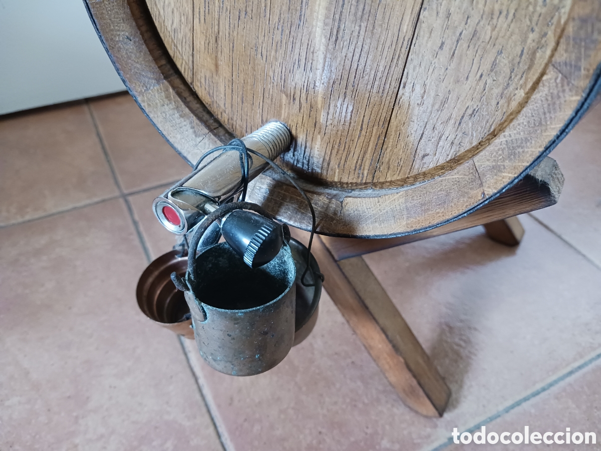 Segunda mano: Barril de madera con caballete para co&ntilde;ac - Foto 6