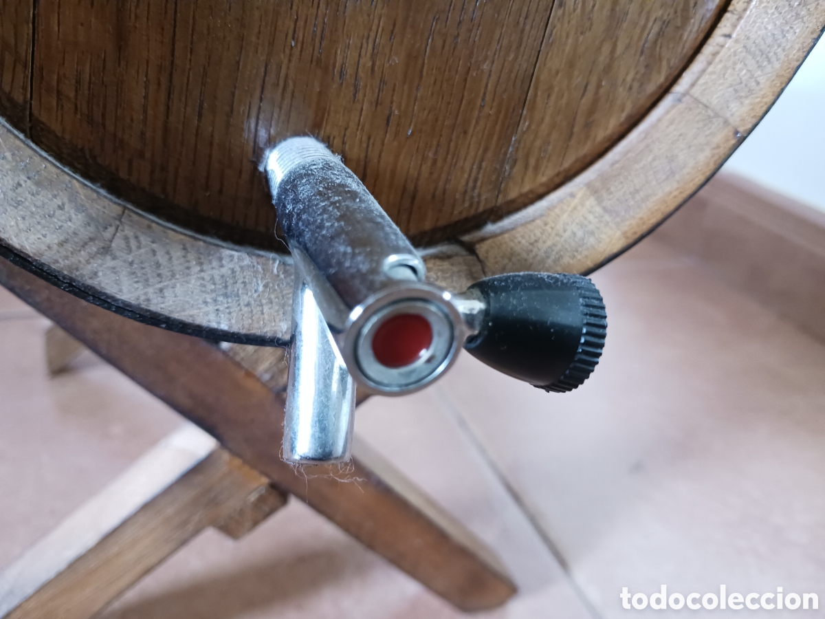 Segunda mano: Barril de madera con caballete para co&ntilde;ac - Foto 5