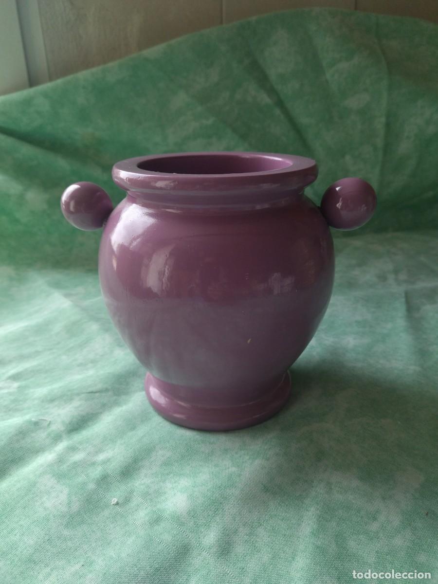 Segunda mano: Bonita orza de madera pintado en morado. - Foto 2