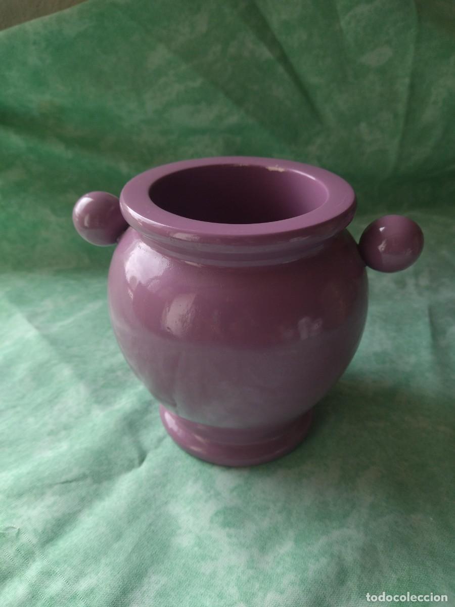 Segunda mano: Bonita orza de madera pintado en morado. - Foto 5