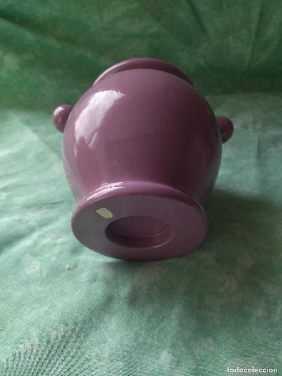 Segunda mano: Bonita orza de madera pintado en morado. - Foto 8