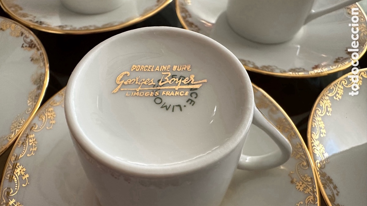 Segunda mano: Conjunto de platos y tazas caf&eacute; de Limoges - Foto 2
