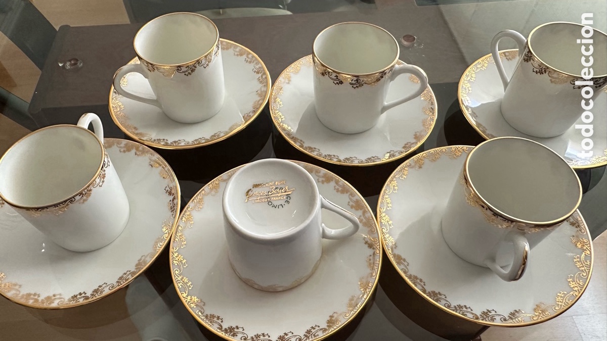 Segunda mano: Conjunto de platos y tazas caf&eacute; de Limoges - Foto 1
