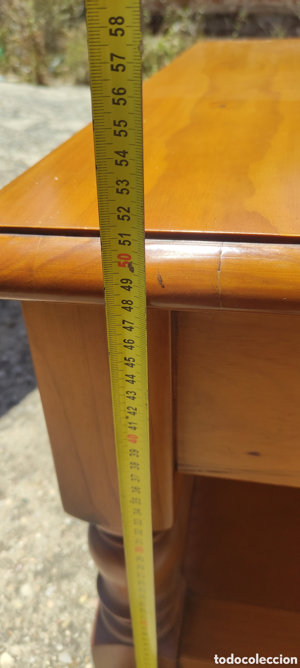 Segunda mano: Mesa de centro en madera maciza - Foto 4