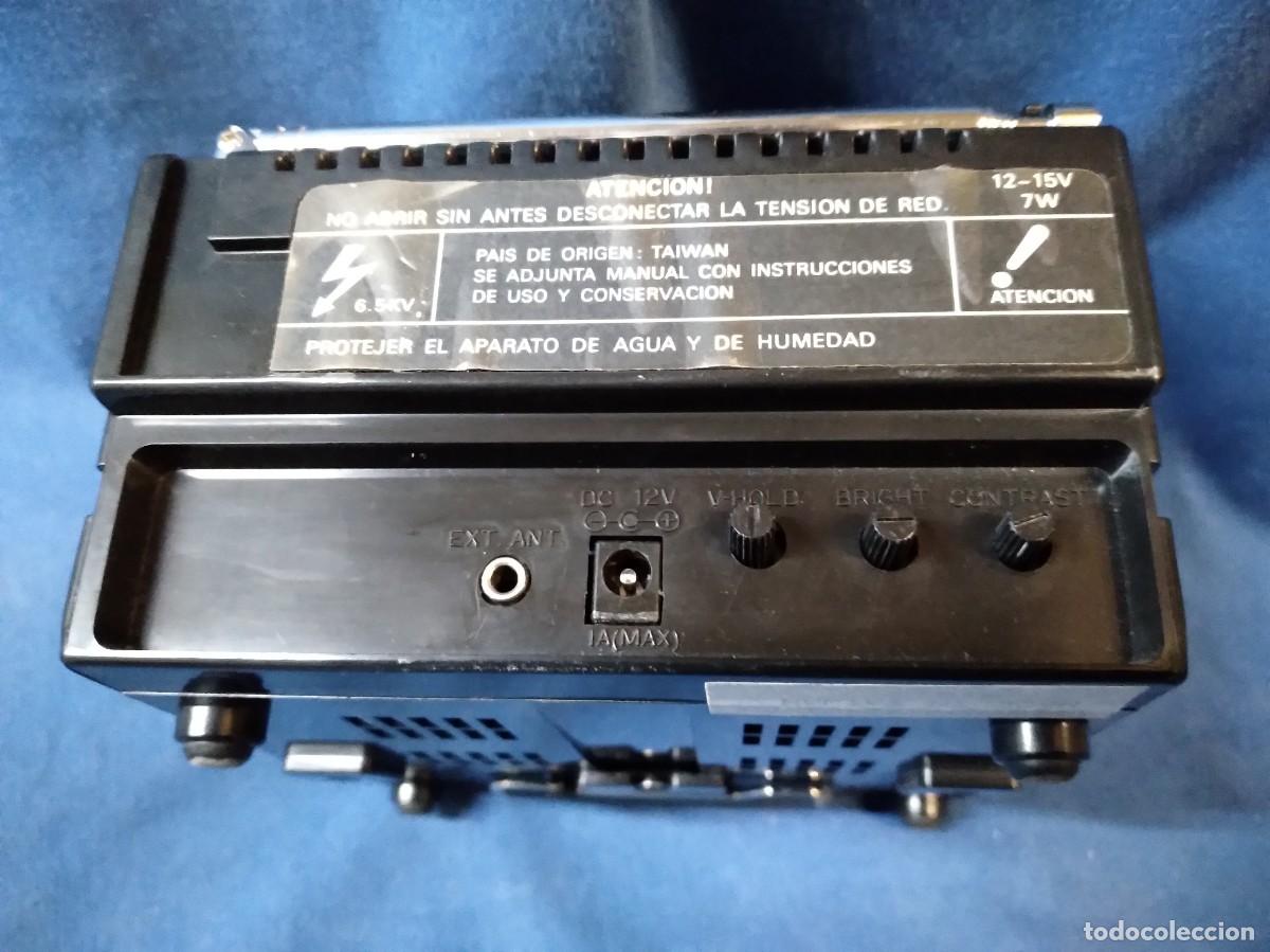 Segunda mano: MINI TELEVISION CON RADIO MARCA SILVANO - Foto 2
