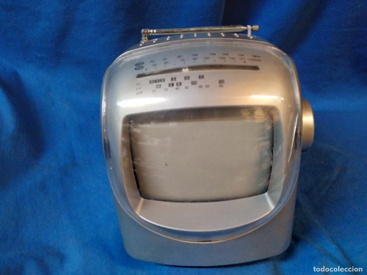 Segunda mano: MINI TELEVISION CON RADIO MARCA GINGO BILOBA - Foto 1
