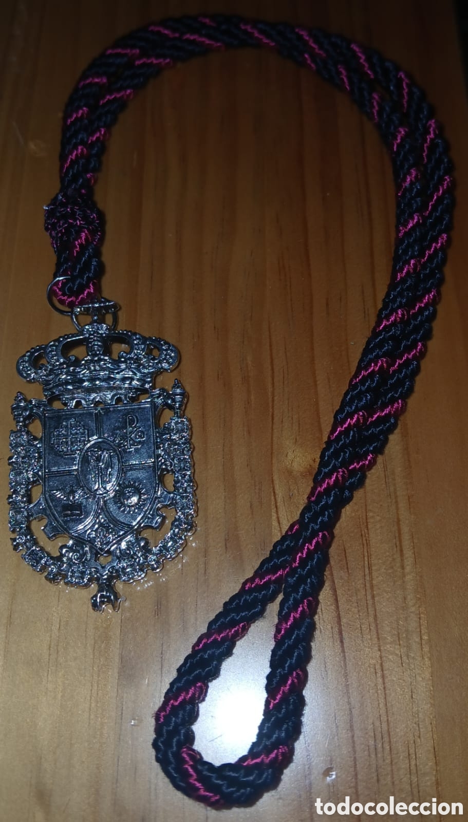 Segunda mano: Almu&ntilde;ecar medalla del Sepulcro - Foto 1