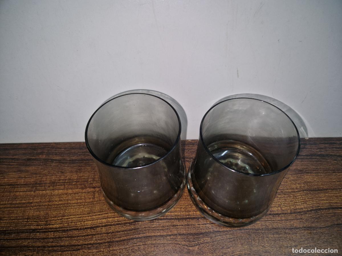 Segunda mano: 2 BONITOS VASOS DE CRISTAL. MEDIDA 8*8CM - Foto 2