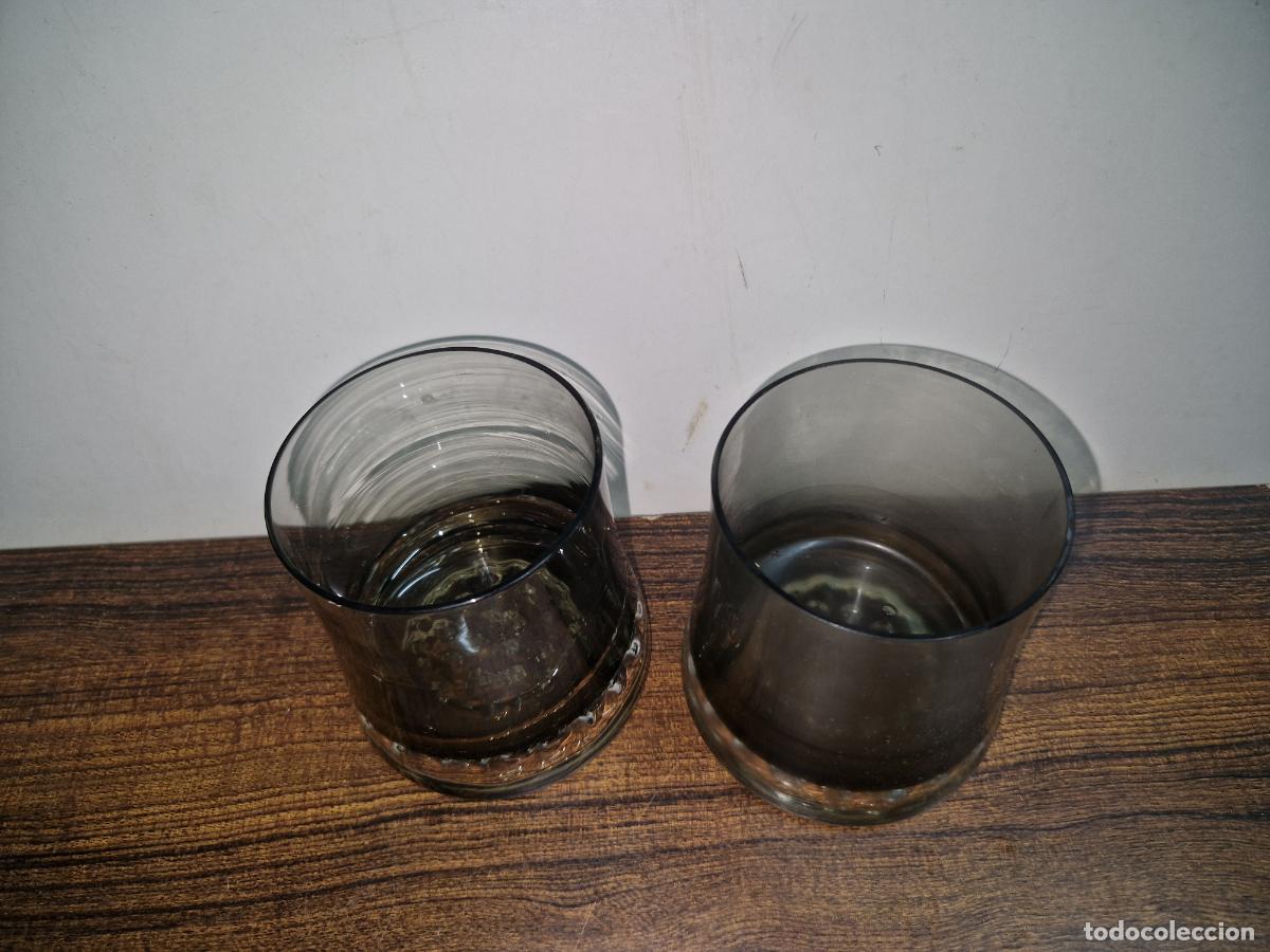 Segunda mano: 2 BONITOS VASOS DE CRISTAL. MEDIDA 8*8CM - Foto 1