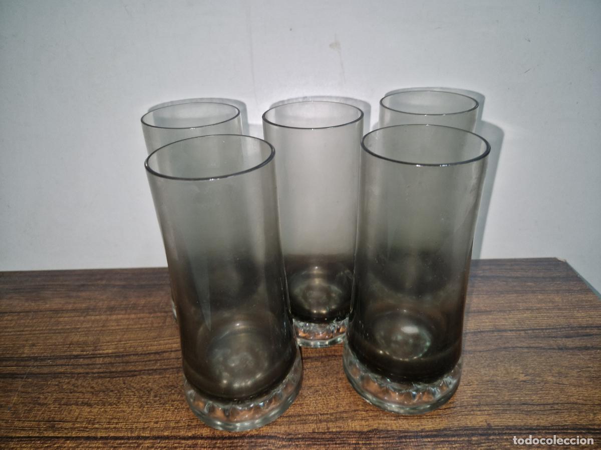 Segunda mano: 5 BONITOS VASOS DE CRISTAL. MEDIDA 15*6CM - Foto 2