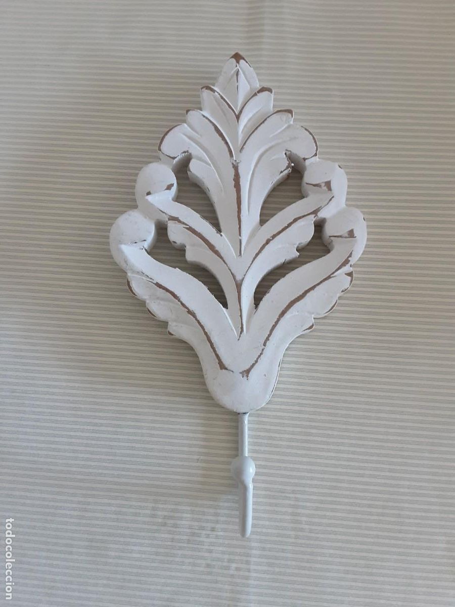 Segunda mano: PERCHA color blanco para pared - Foto 1