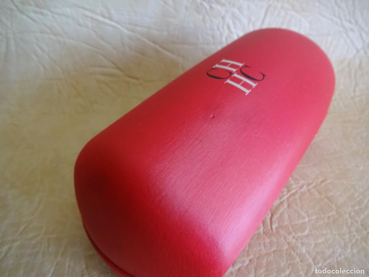 Segunda mano: funda para gafas de sol Carolina Herrera nueva - Foto 4