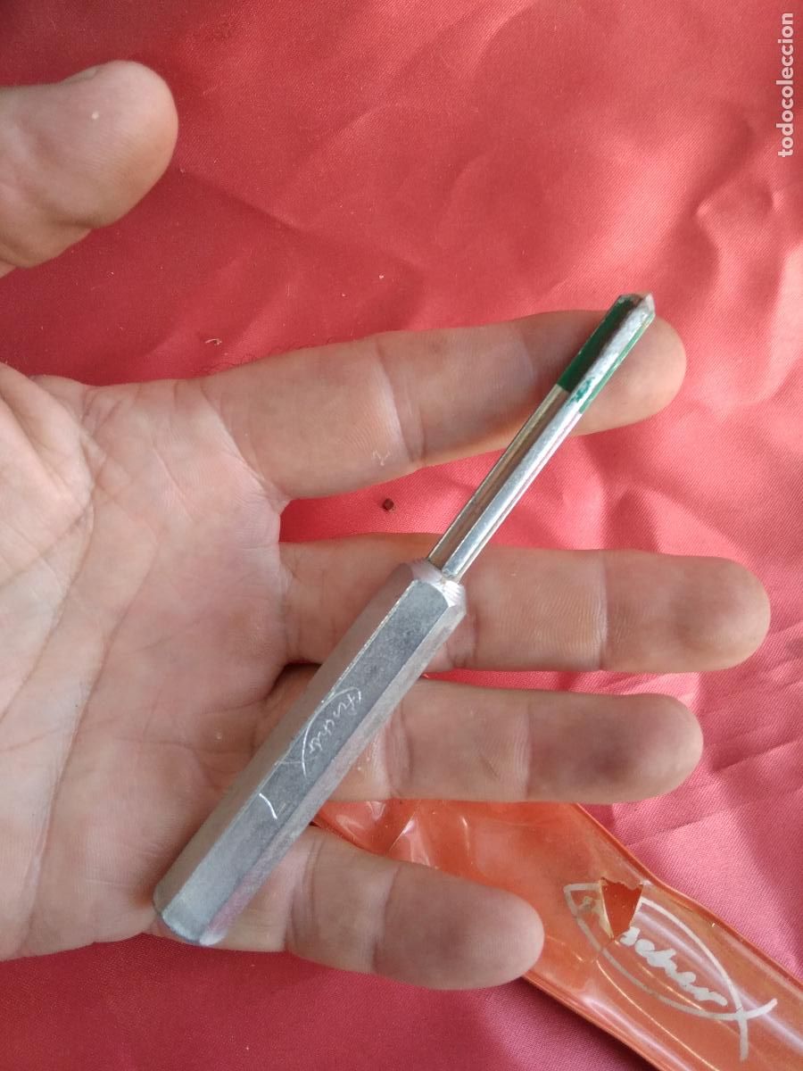 Segunda mano: Punta de taladro de obra Caja Tenazas 2 - Foto 2