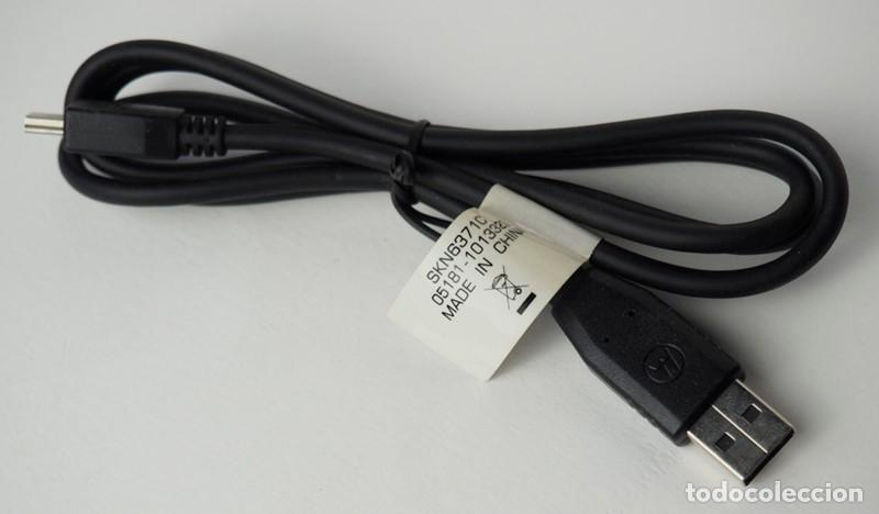 Segunda mano: Cable USB para tel&eacute;fono movil antiguo Motorola - Foto 1