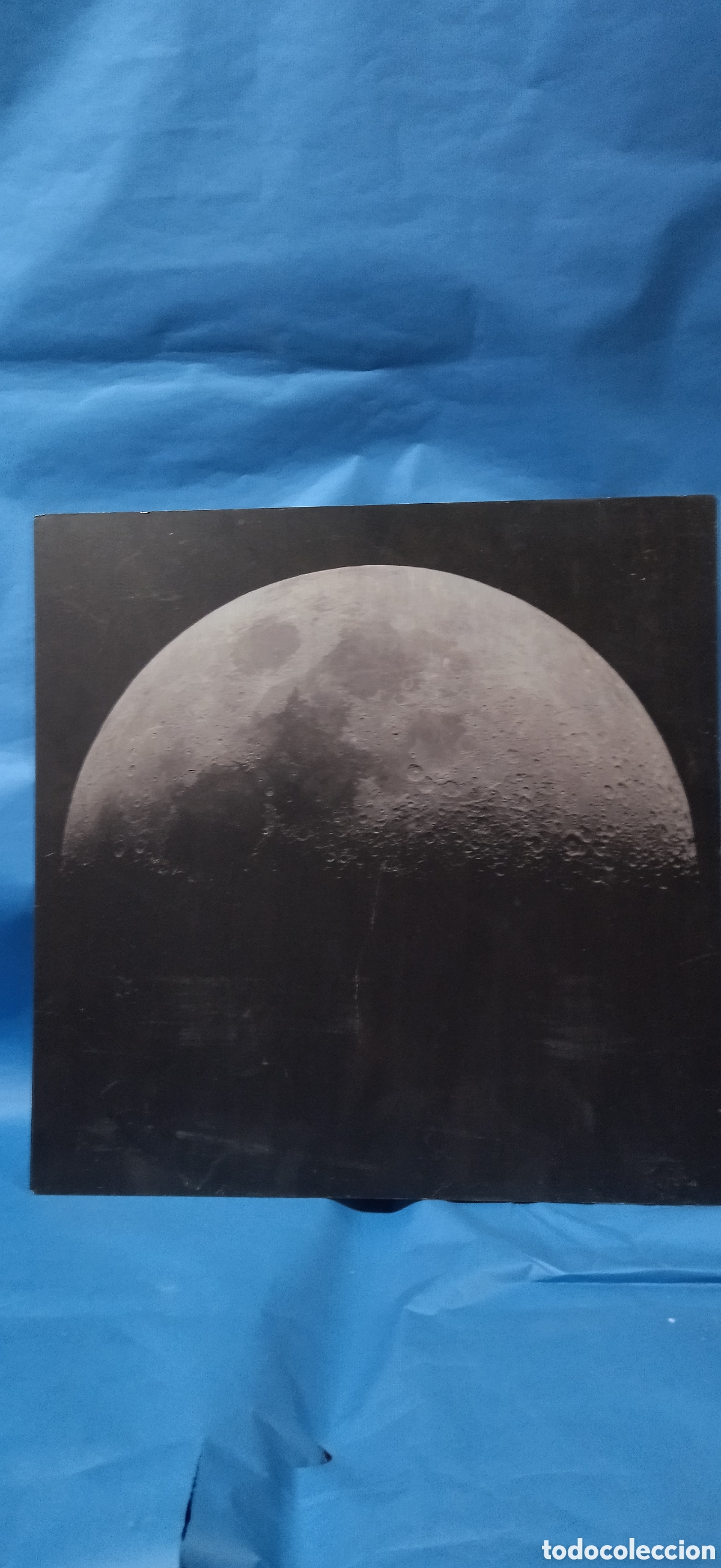 Segunda mano: Cuadro Luna - Decoraci&oacute;n hogar. De metal - Foto 1