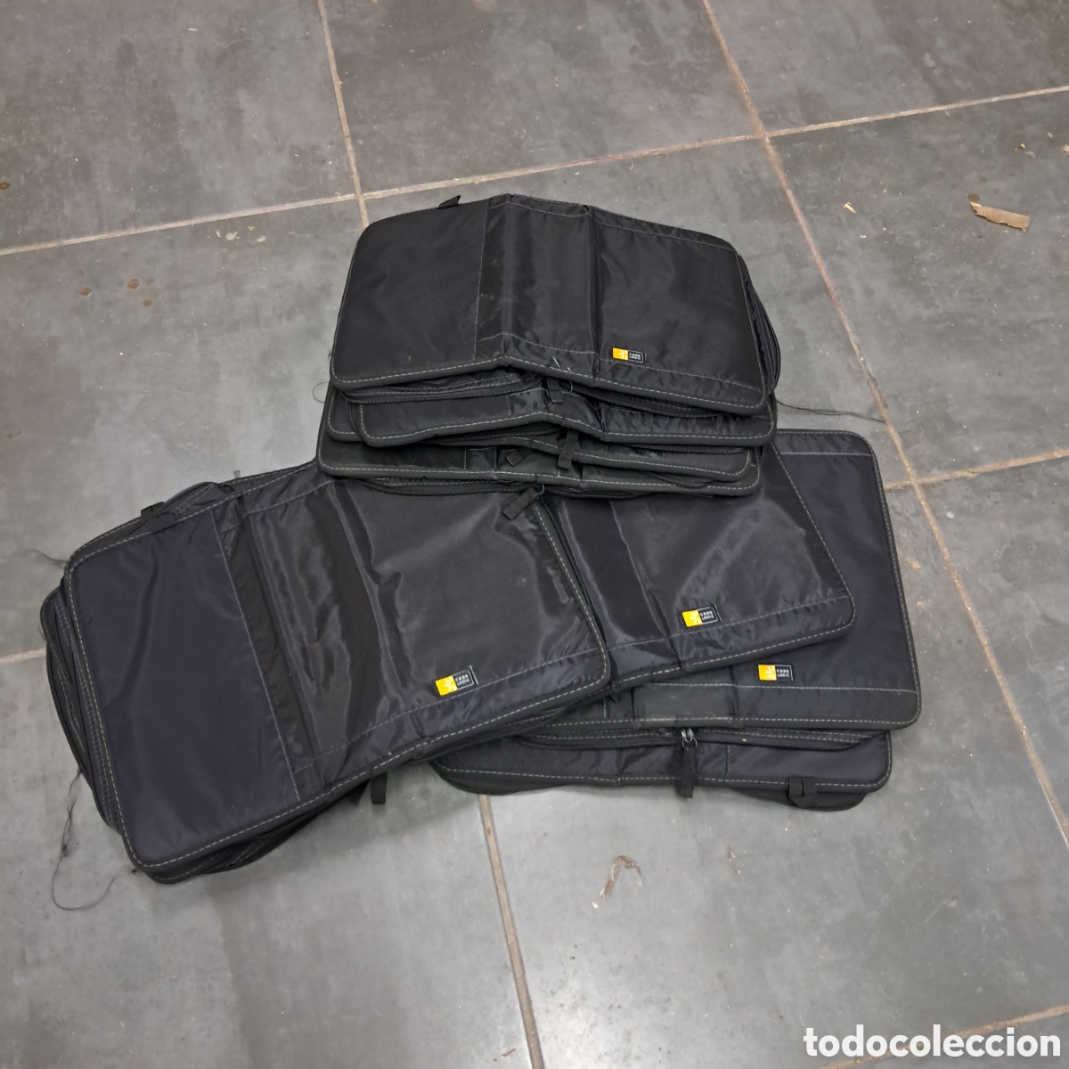 Segunda mano: 10 bolsas guarda porta cd-dvd , logic case - Foto 1