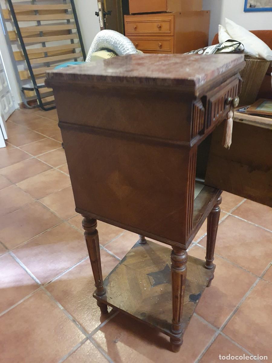 Segunda mano: Mesita de noche madera y marmol - Foto 4