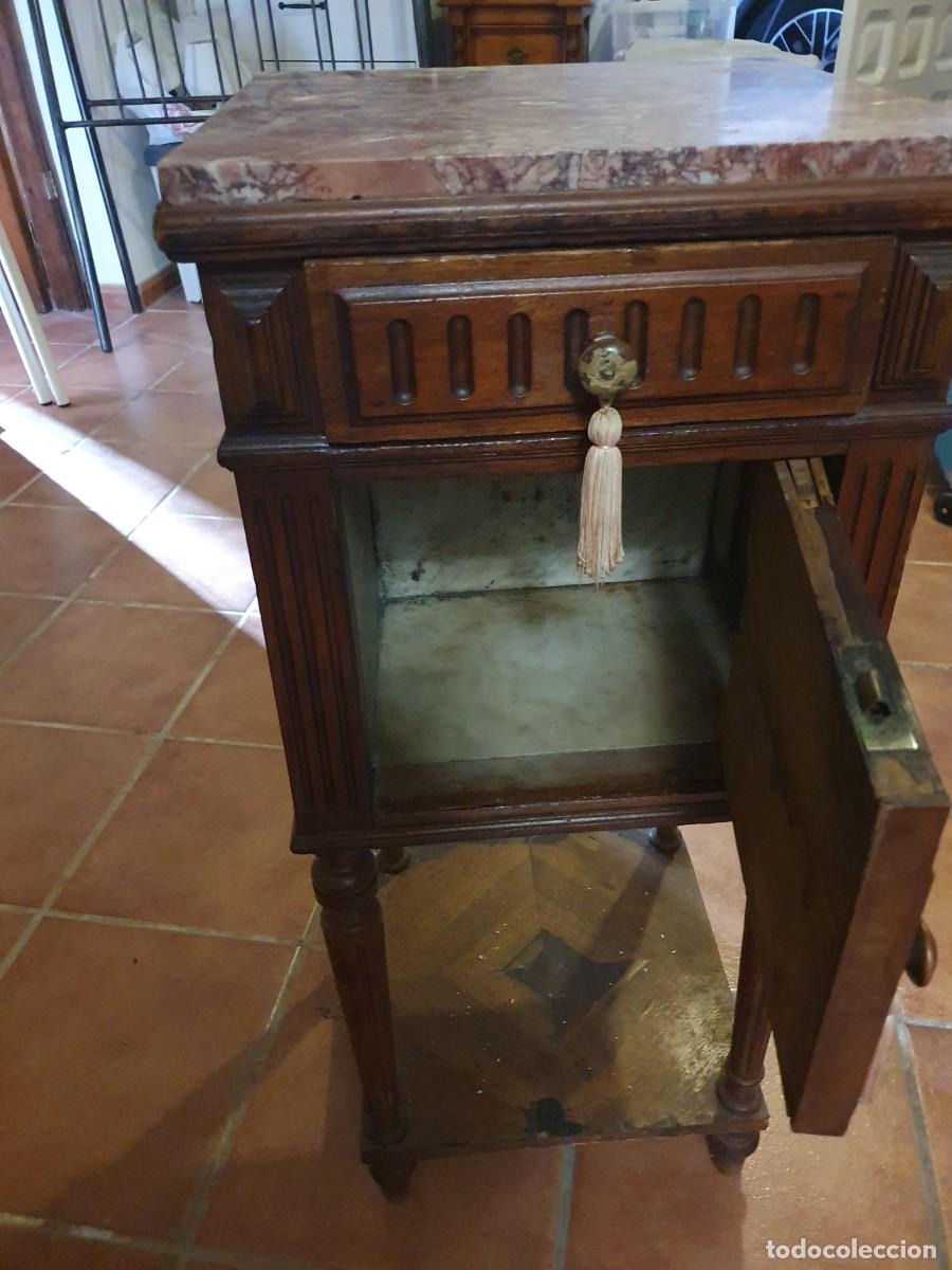 Segunda mano: Mesita de noche madera y marmol - Foto 6
