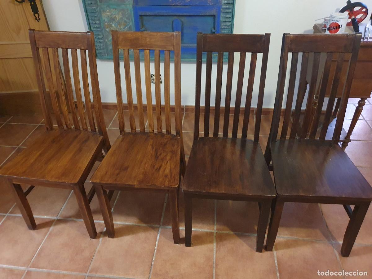 Segunda mano: Conjunto de 4 sillas de madera macizas - Foto 2