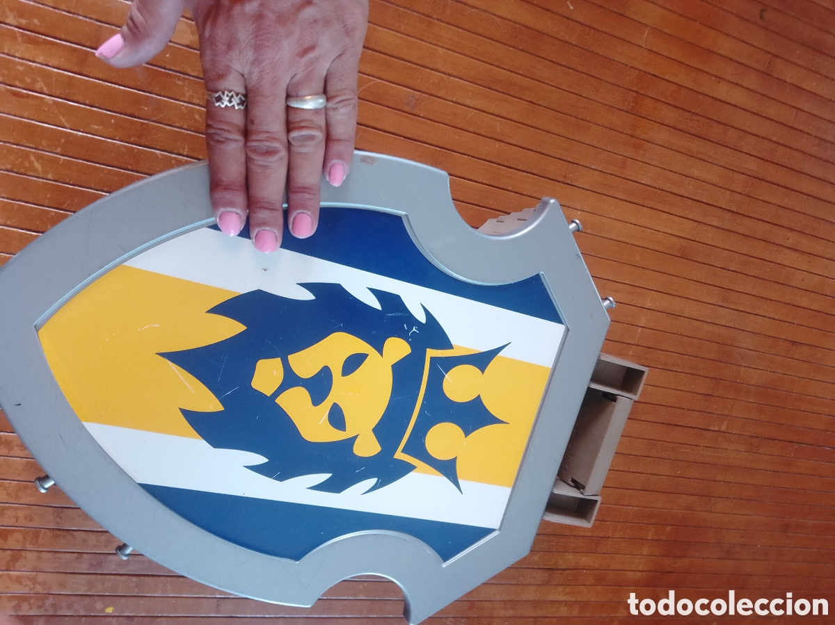 Segunda mano: Escudo y fortaleza Playmobil - Foto 3