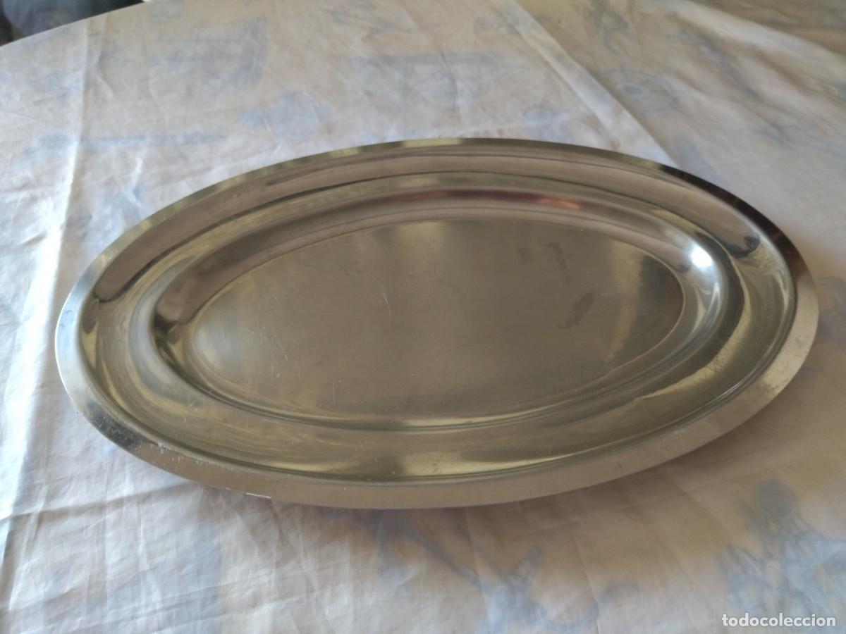 Segunda mano: Bandeja oval de acero inoxidable. - Foto 2