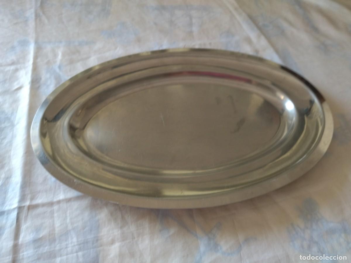 Segunda mano: Bandeja oval de acero inoxidable. - Foto 3