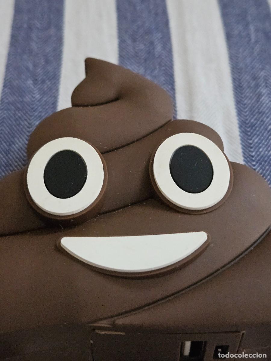 Segunda mano: Divertida Bater&iacute;a Externa Del Emoticono Caca. - Foto 8
