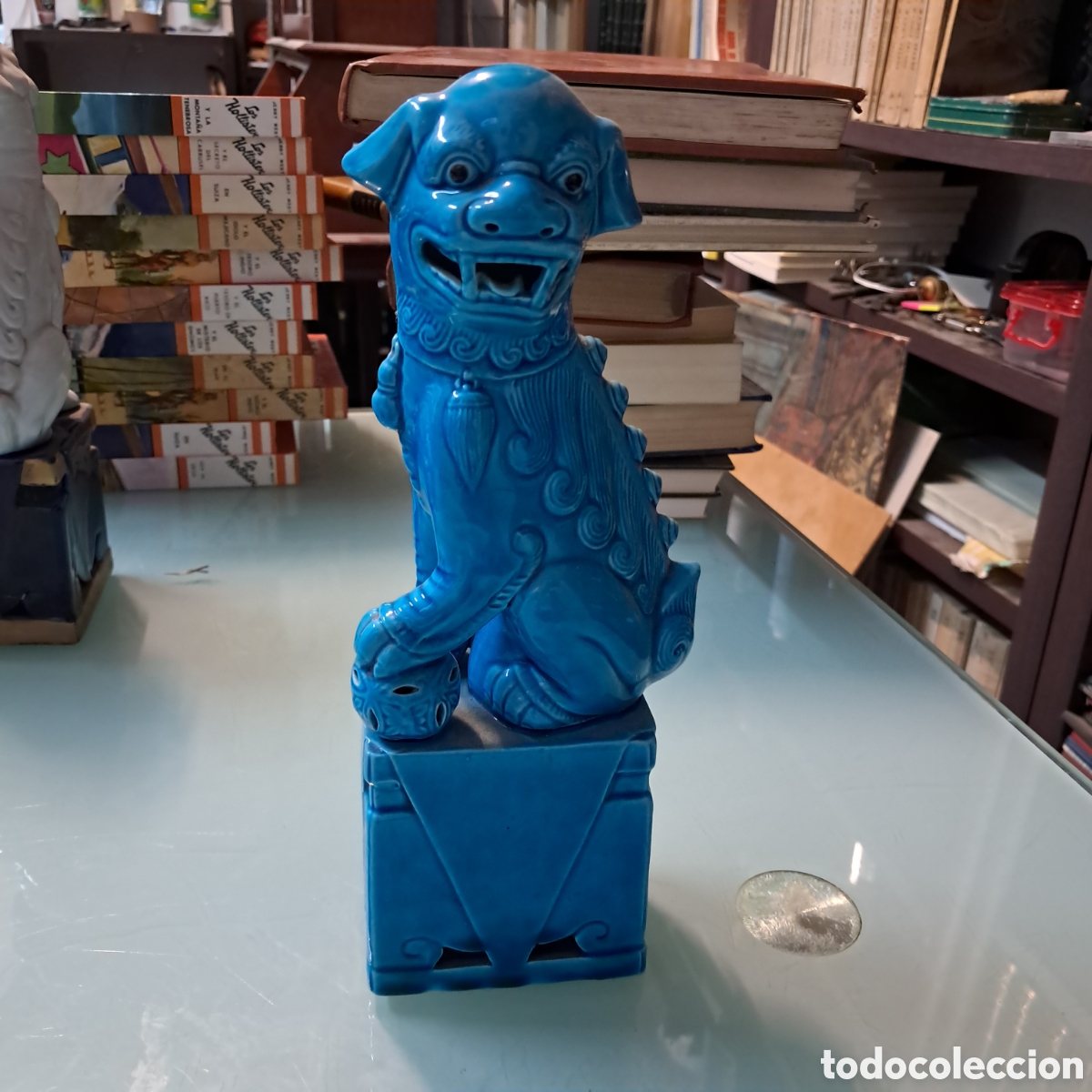 Segunda mano: Perro drag&oacute;n chino Foo, cer&aacute;mica azul - Foto 1
