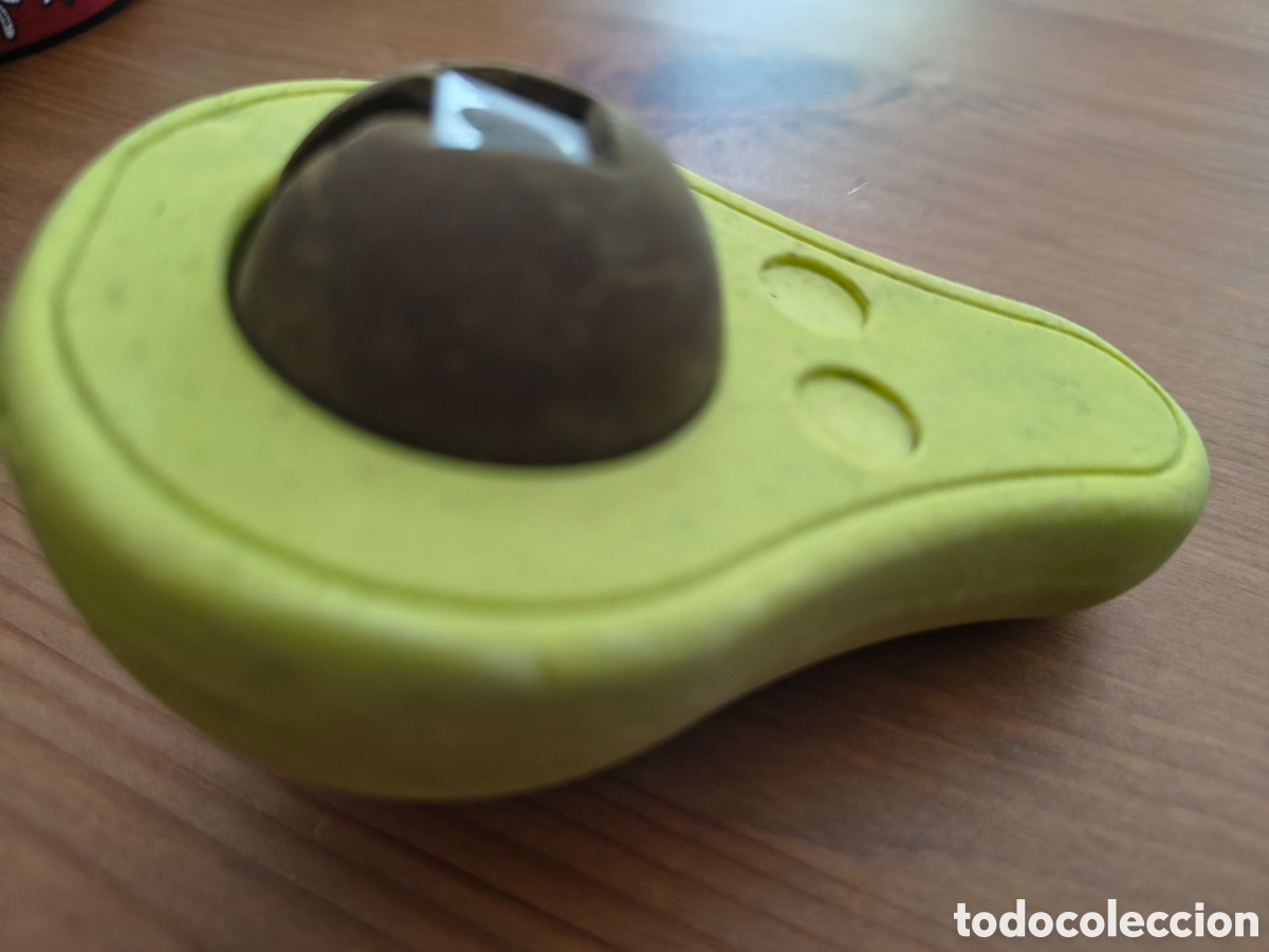 Segunda mano: Sacapuntas en formato de aguacate de silicona - Foto 2