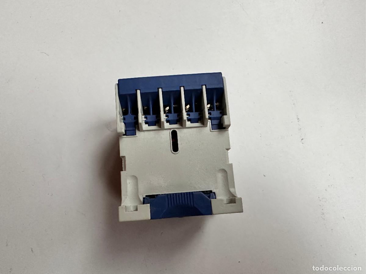Segunda mano: CONTACTOR TELEMECANIQUE LC1 EC 03M - Foto 4