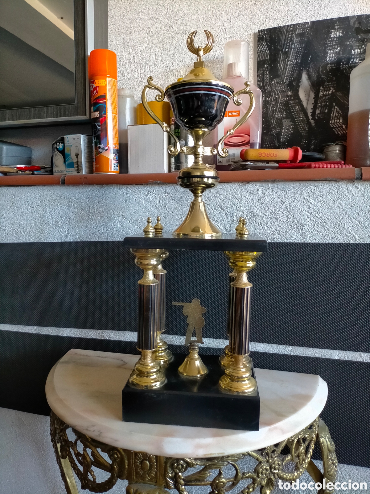 Segunda mano: TROFEO 57 CM CUATRO COLUMNAS jj - Foto 2