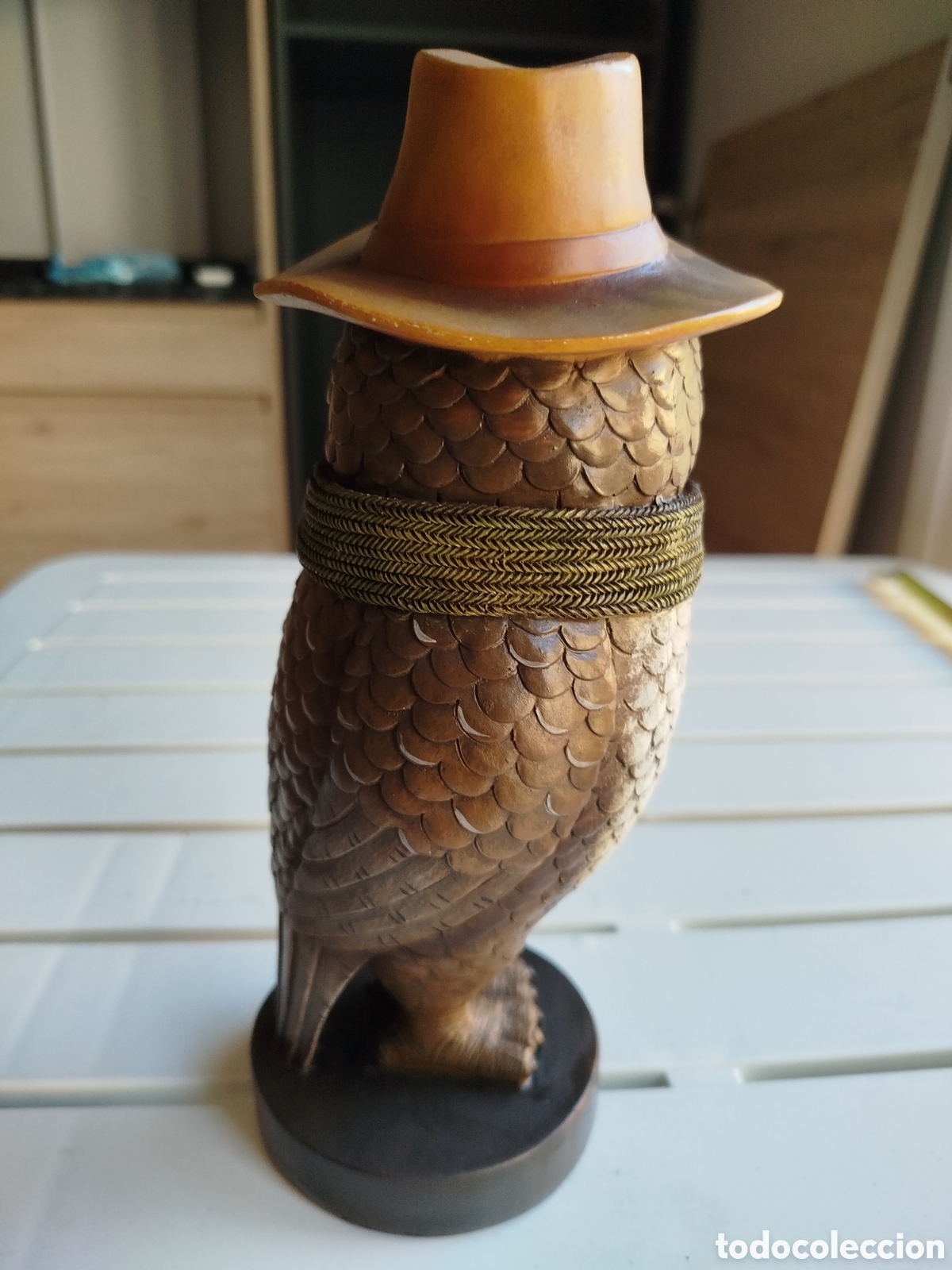 Segunda mano: Original figura de b&uacute;ho en resina - Foto 3