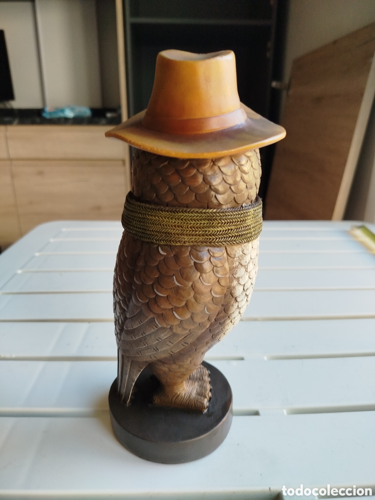 Segunda mano: Original figura de b&uacute;ho en resina - Foto 4