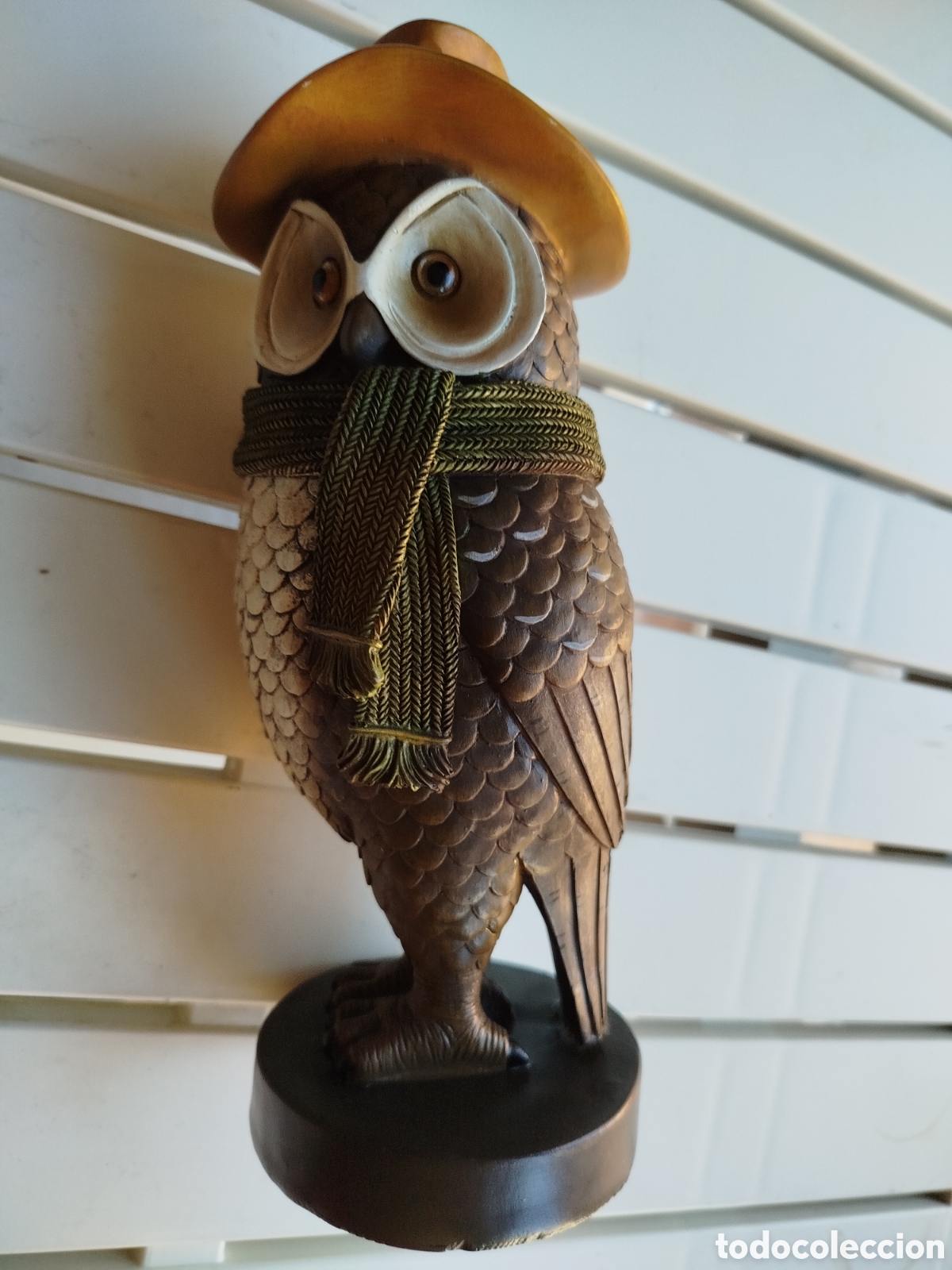 Segunda mano: Original figura de b&uacute;ho en resina - Foto 7