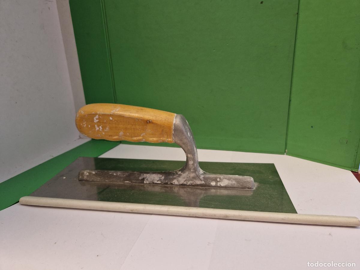 Segunda mano: BONITA ESPATULA DE OBRA. - Foto 2