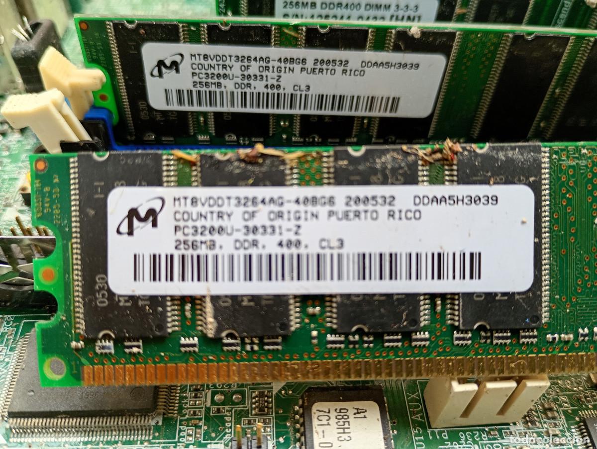 Segunda mano: 3 m&oacute;dulos Memoria RAM HP MT8VDDT3264AG - Foto 1