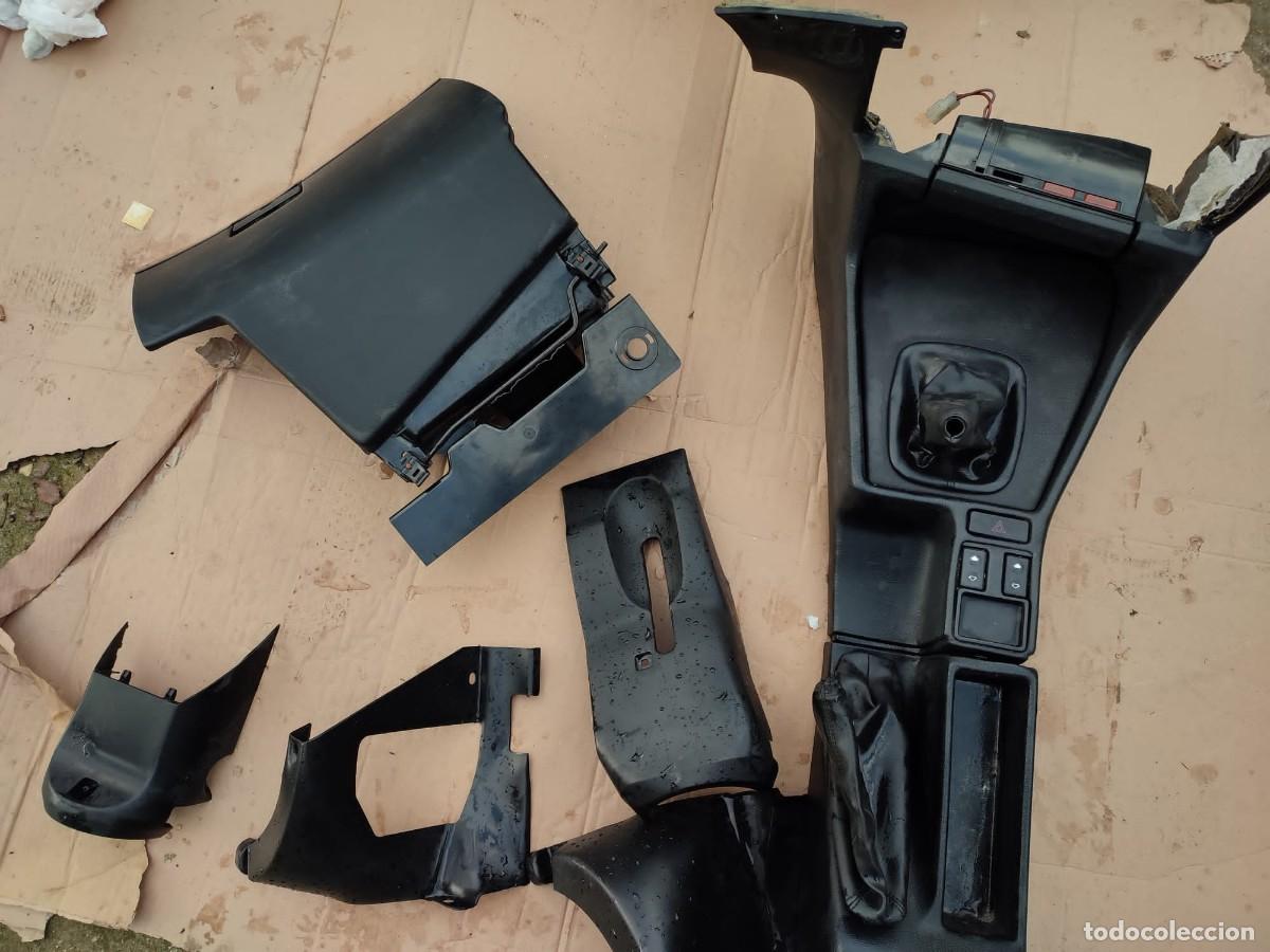 Segunda mano: CONSOLA CENTRAL CUERO NEGRO E34 ORIGINAL env&iacute;o econ&oacute;mico - Foto 2