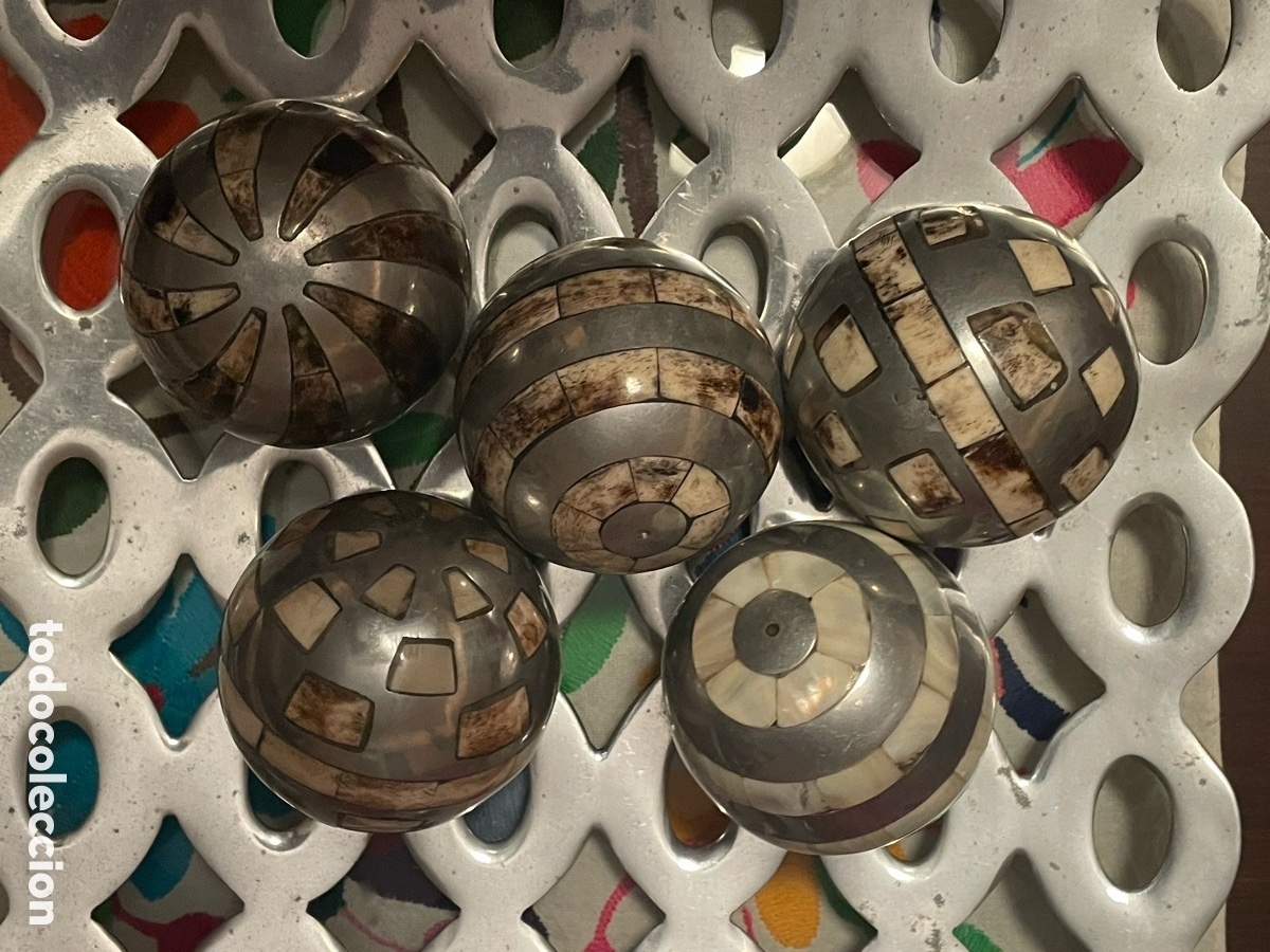 Segunda mano: Bolas de decoraci&oacute;n en esta&ntilde;o y madera y hueso - Foto 1