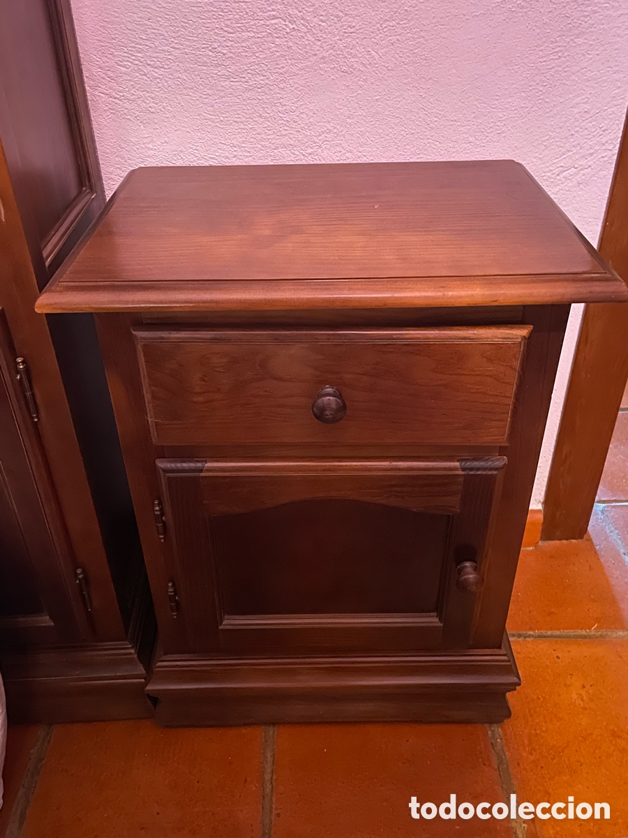 Segunda mano: Cabecero y mesilla de madera - Foto 3