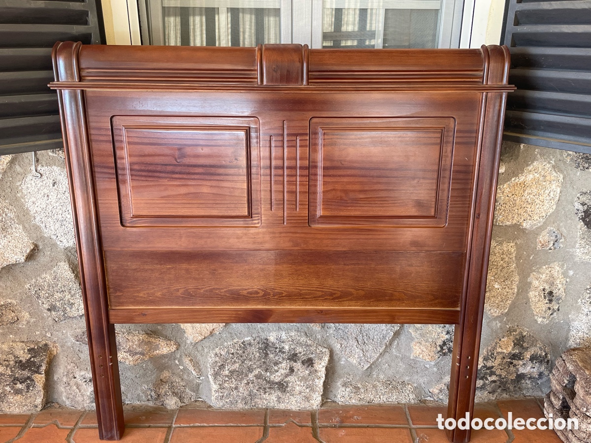 Segunda mano: Cabecero y mesilla de madera - Foto 1