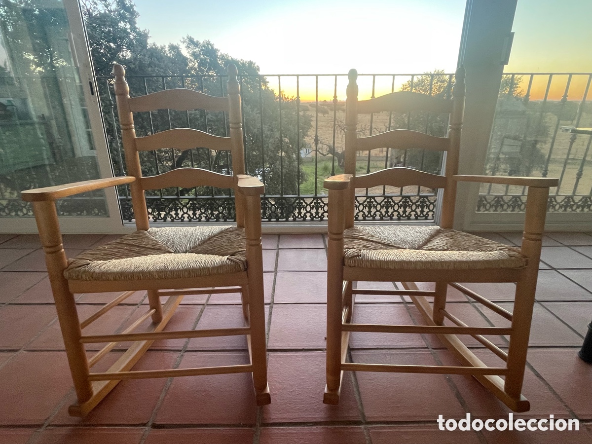 Segunda mano: Sillas balanc&iacute;n en madera - Foto 3