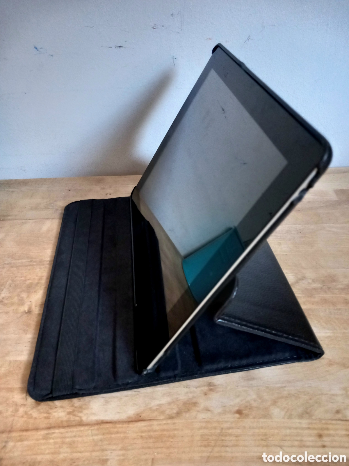 Segunda mano: Funda iPad A1457 Negra Giratoria - Foto 3