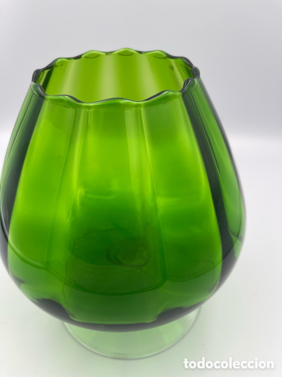 Segunda mano: Jarr&oacute;n Vintage de cristal verde - Foto 3
