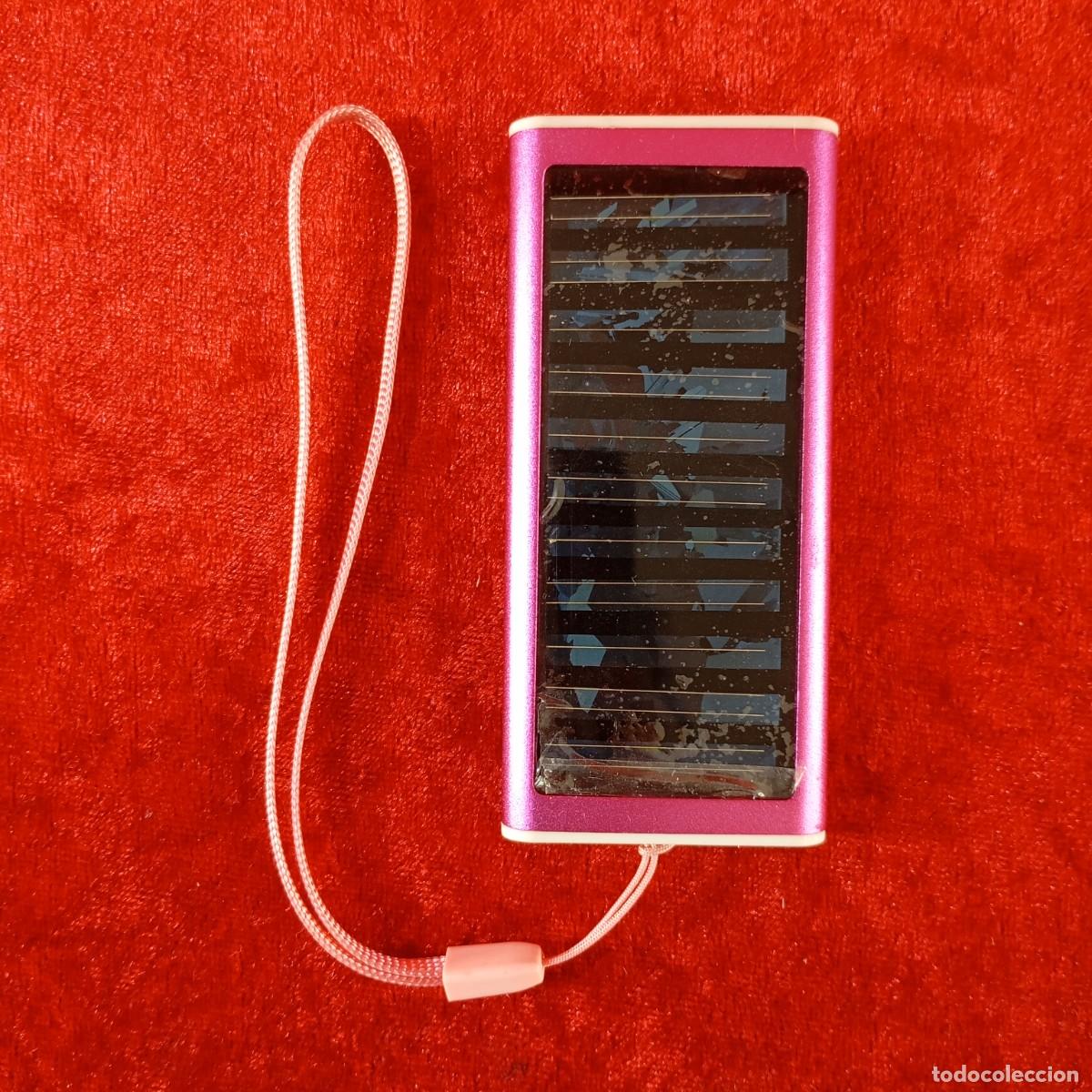 Segunda mano: CARGADOR SOLAR - USB - DCOUT - ELECTR&Oacute;NICA / 6565 - Foto 1
