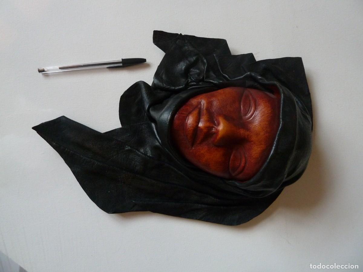 Segunda mano: MASCARA ARTESANAL DE CUERO MOLDEADO - Foto 3