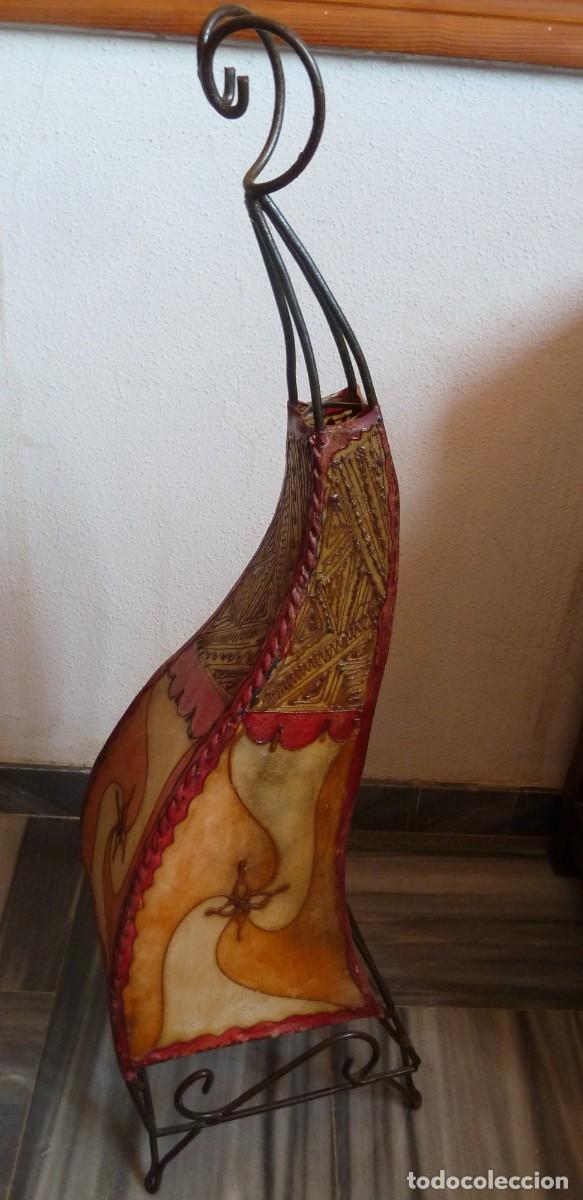 Segunda mano: MUEBLE AFRICANO DE METAL - Foto 2