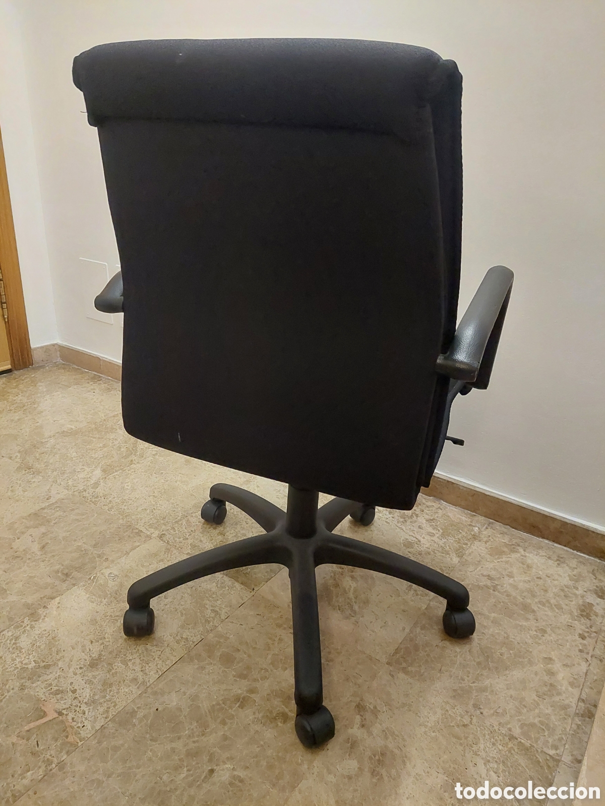 Segunda mano: Silla de escritorio con ruedas - Foto 4