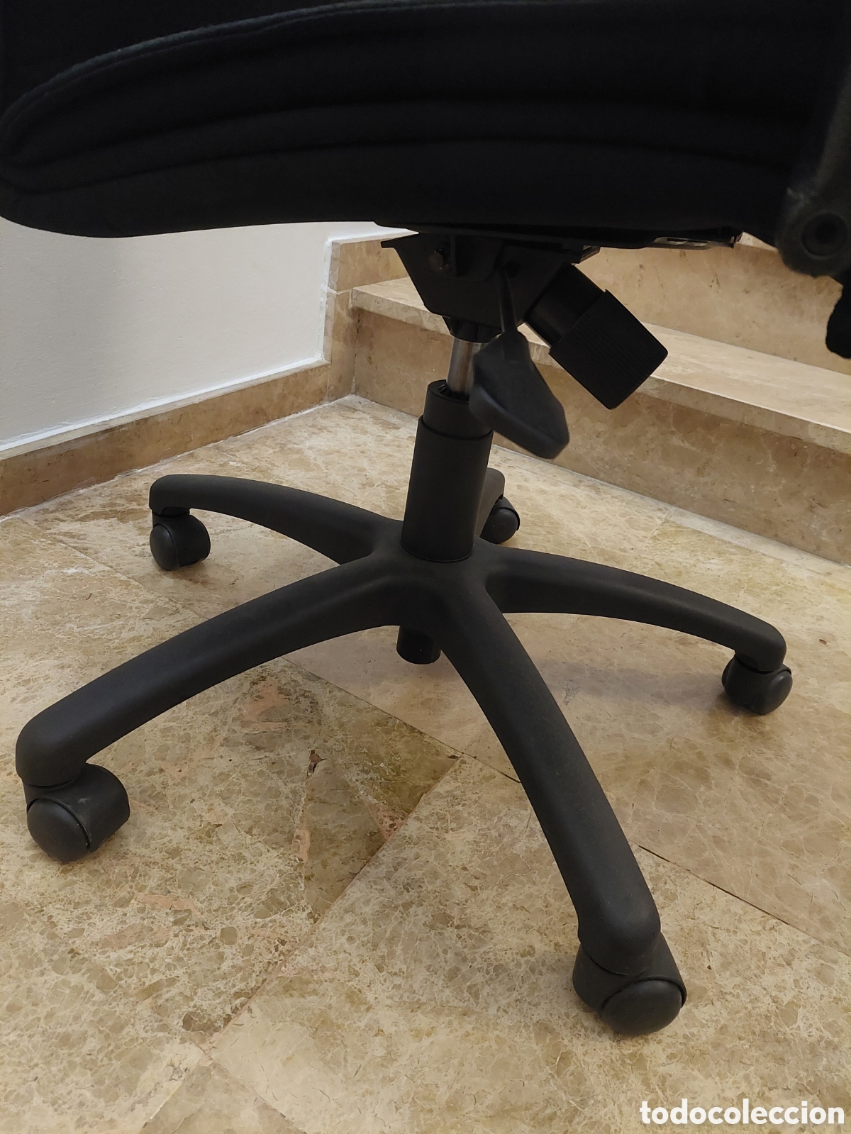 Segunda mano: Silla de escritorio con ruedas - Foto 5