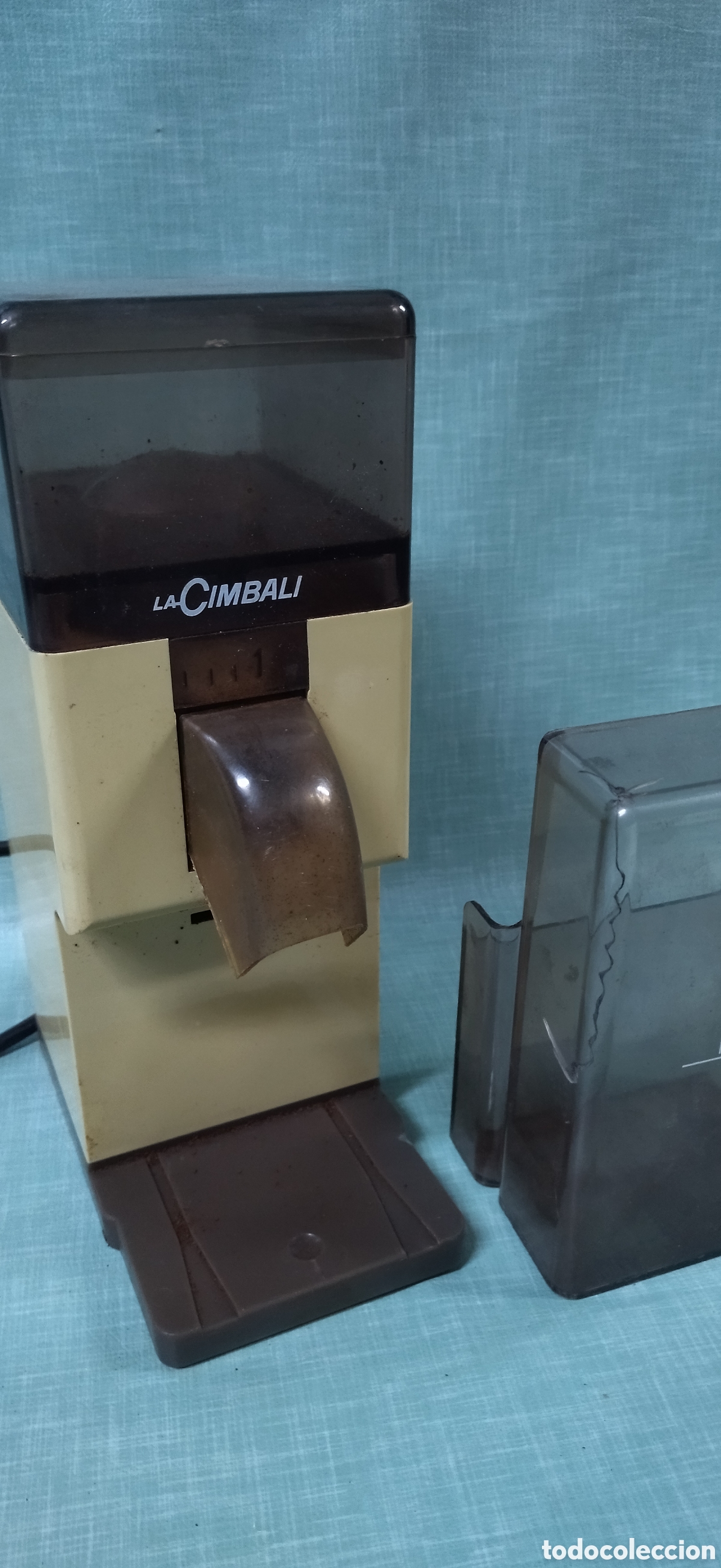 Segunda mano: Molinillo vintage de caf&eacute; marca la cimbali - Foto 5